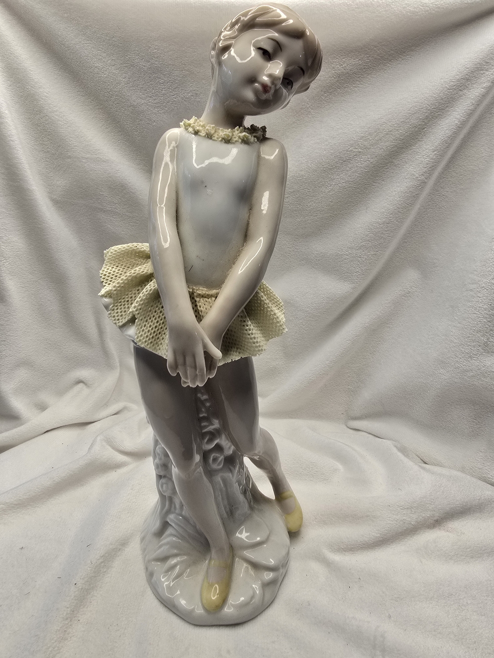 Porcelain Ballerina Figurine in Cream and White